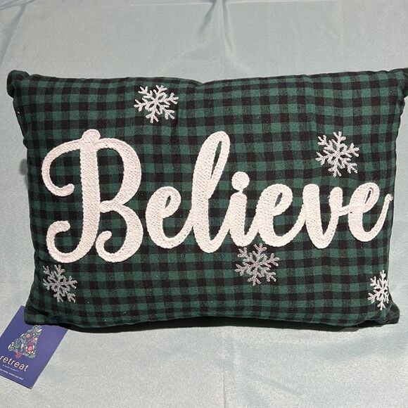 Buffalo Plaid Christmas Holiday Believe Lumbar Pillows - Picture 2 of 7
